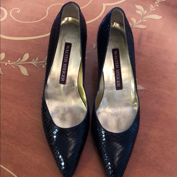 Walter Steiger Shoes Color Black size 51/2B. Italy - Picture 7 of 8